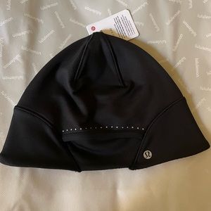 Women’s Lululemon Run For It All Beanie -MSRP $38-Reflective-Pony Tail Opening